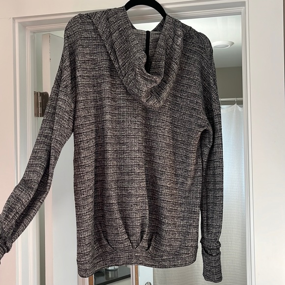 Lululemon Extra Mile Hoodie - Picture 2 of 7